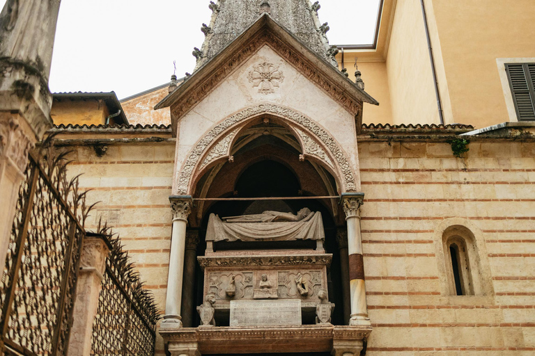 Verona: History and Hidden Gems Guided Walking Tour Group Tour in English