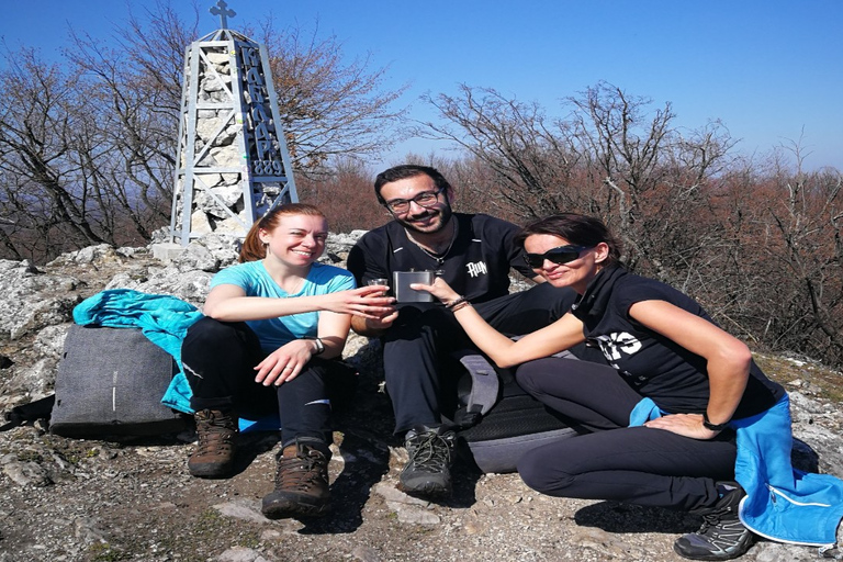 Kablar: Hiking tour - Kablar mount viewpoint and monasteries