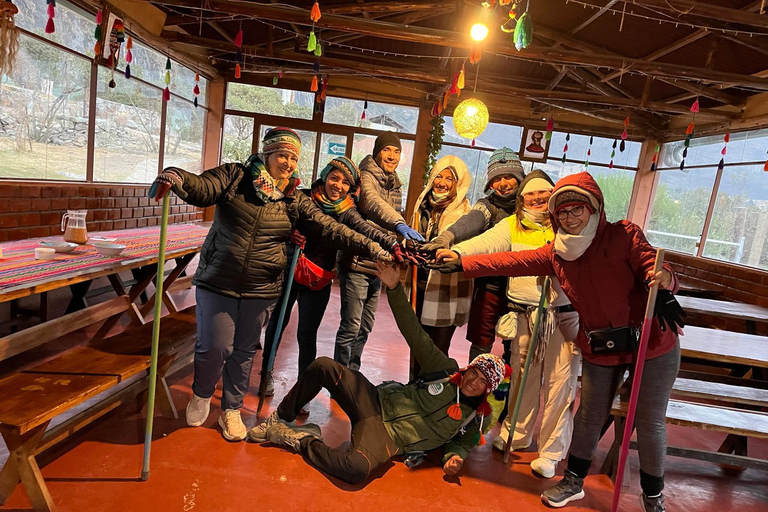 Cusco: Humantay Lagoon Hike with Luxury Domes with Alpacas