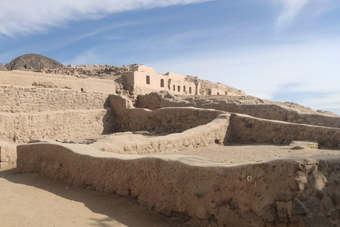 Nazca: Cantalloc Aquädukte und Los Paredones Tour