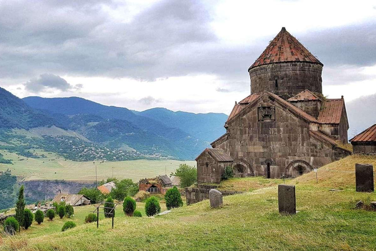 From Tbilisi: Armenia Day Trip – Dilijan, Sevan & Yerevan ✨