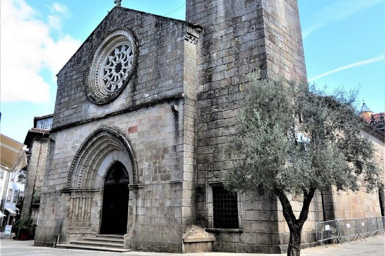 Barcelos, Ponte Lima, Viana Castelo: Private Tour from Porto
