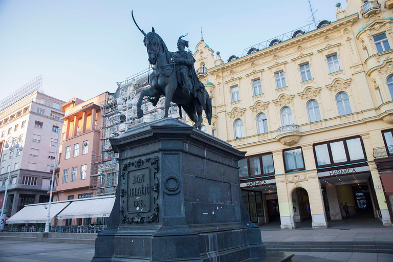 Zagreb: Private Guided Walking Tour with Local Guide