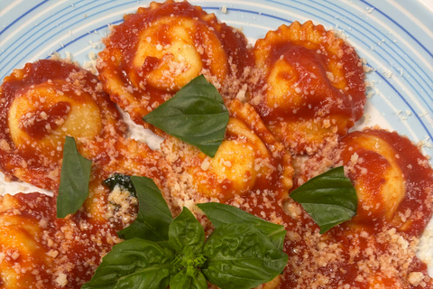 Amalfi: cookingclass whit mozzarella, tiramisù and pasta Amalfi: cookingclass whit mozzarella, tiramisù and pasta