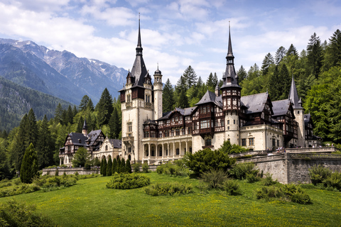 Brasov: Bran, Peles & Cantacuzino Castle Day Tour