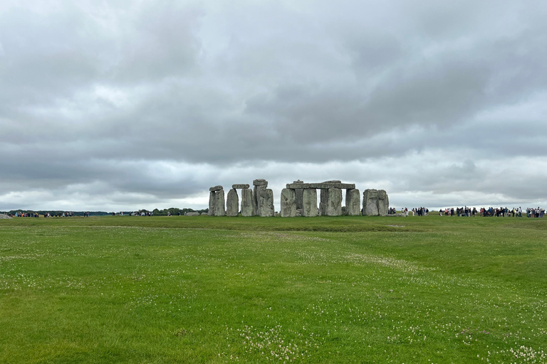 From London: Small Group Travel to Bath Stonehenge Cotswold