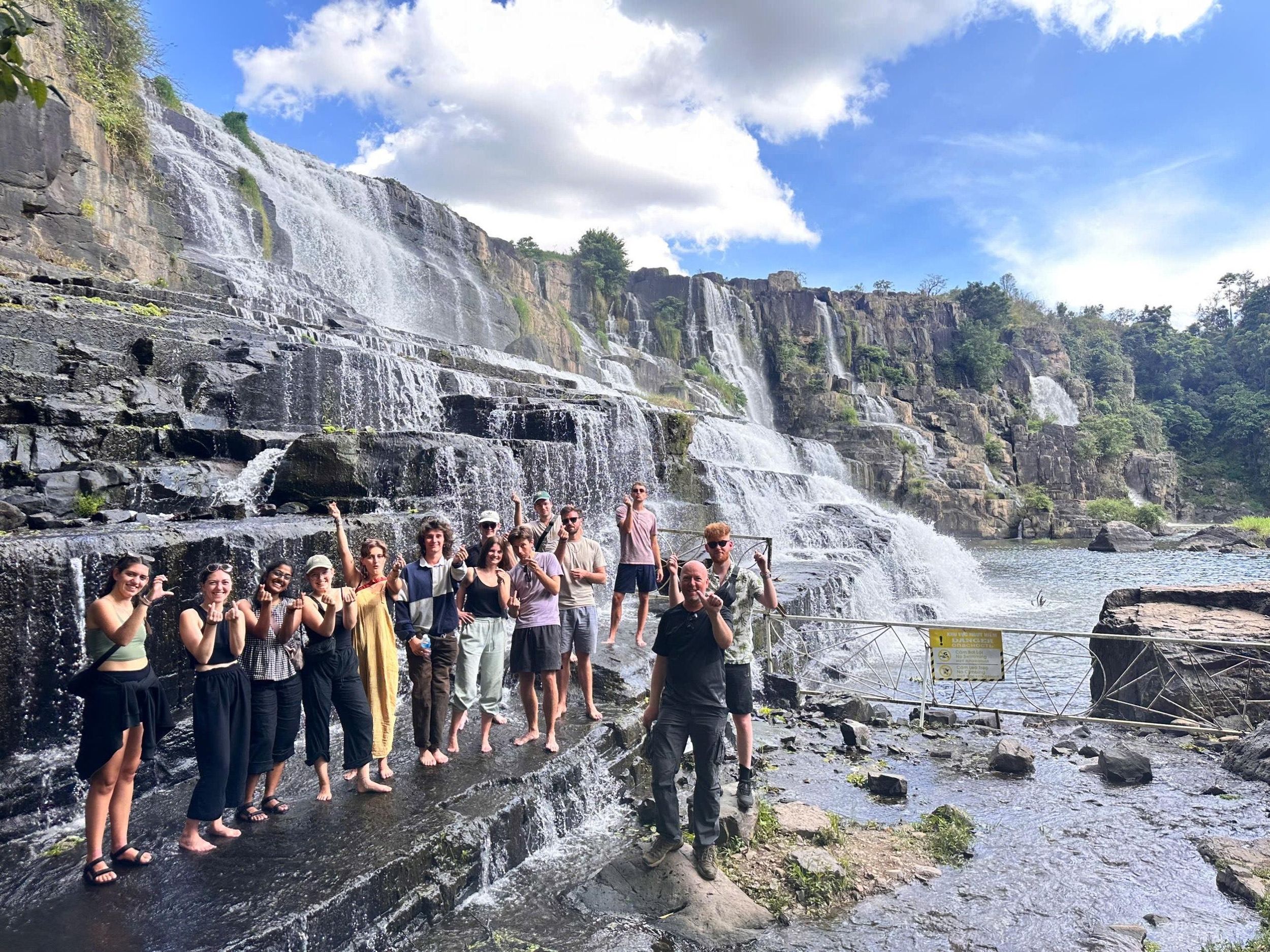 Dalat: Wasserfall-Tour und Kultur mit Easyrider