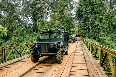 Excursión en Jeep para Descubrir Angkor WatSiem Reap - Descubre Angkor Wat en Jeep