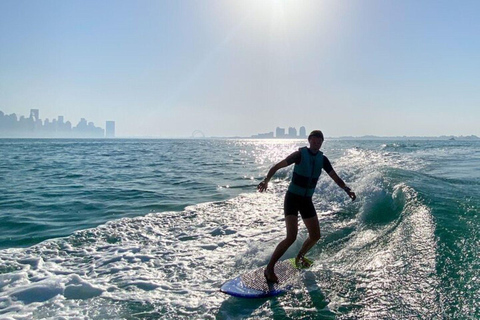 Doha: Exklusives Wakeboard-Abenteuer in Katar
