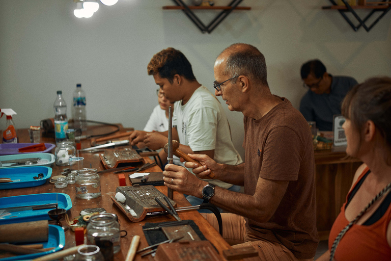 Hands-On Silver Jewelry Making Class in Ubud CenterHands-On Silver Jewelry Classes In Ubud Town Center