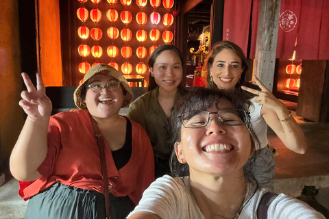 Hoi An Ancient Town - Unique Walking Tour with a Local Joined-group tour, no entrance ticket