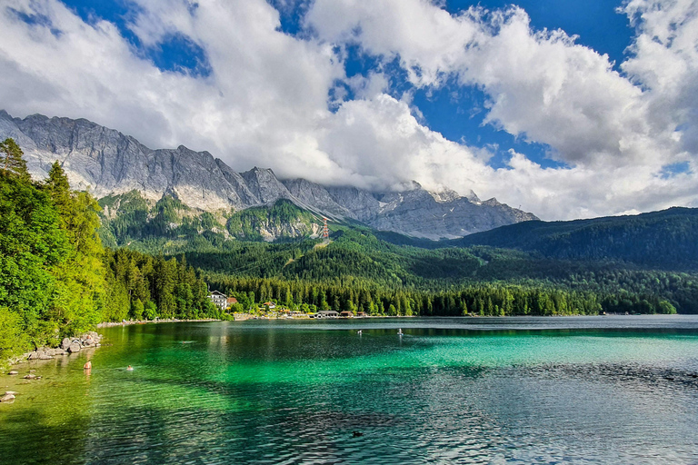 Munich: Zugspitze & eibsee, Neushwenstein & Alpsee + Austria Group : Zugspitze & eibsee, Neushwenstein & Alpsee + Austria