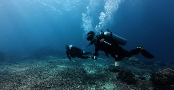 Nusa Penida scuba diving / snorkeling with manta rays