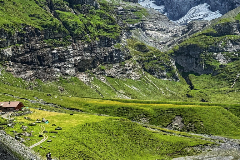 Griesalp Dolina alpejska wpisana na listę UNESCO Wycieczka rowerem elektrycznym z InterlakenWycieczka rowerowa elektrycznym rowerem z Interlaken do alpejskiej doliny Griesalp wpis