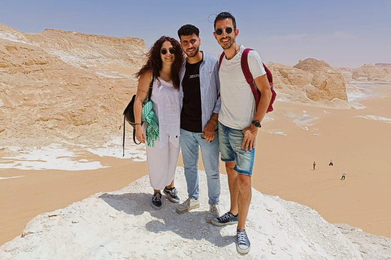 Caïro: dagtrip met woestijn en Bahariya Oasis met maaltijden