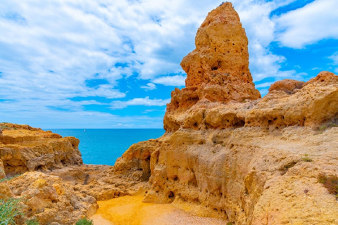 Desde Lisboa: Algarve, Cueva Marina de Benagil y Lagos Tour de día completo