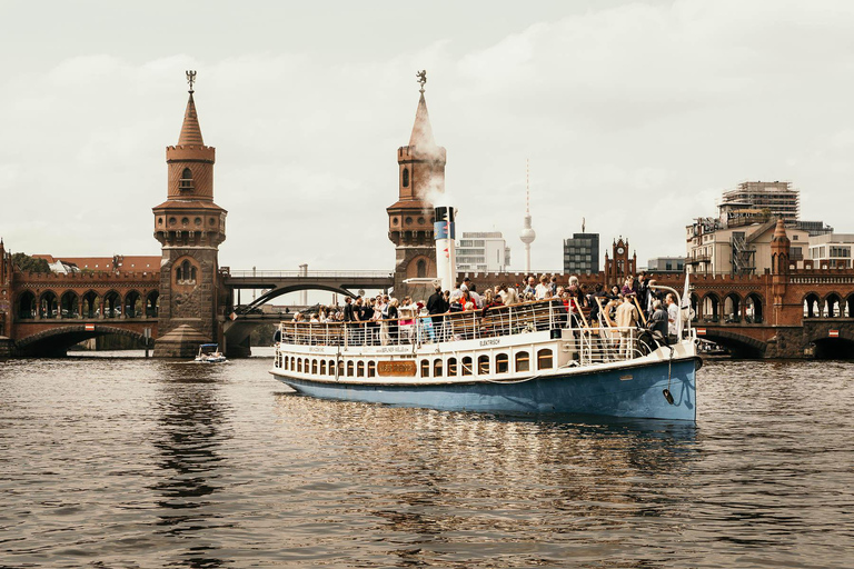 Berlin: Italo Disco Sunset Cruise on the Spree River