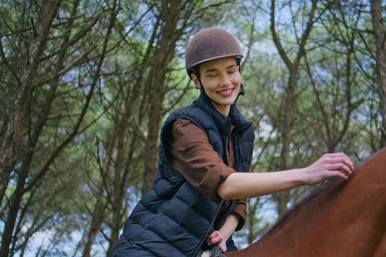 Perth, Jarrahdale: Private Horseback Ride and Picnic Perth, Jarrahdale: 1h Private Horseback Ride