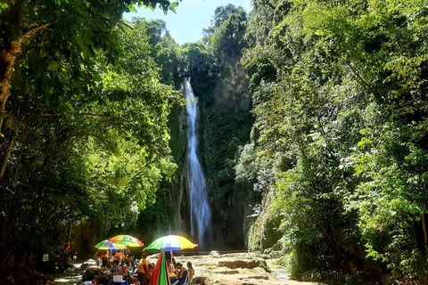 Passeio de quadriciclo, cachoeiras de Mantayupan e excursão pelas ilhas de Pescador + refeições