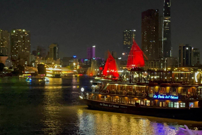 Saigon after dark: River Dinner & Live Music by Cruise Cruise without Transfer and Guide