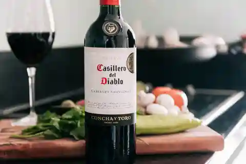 Visita ao vinho Concha y Toro com jantar na adega