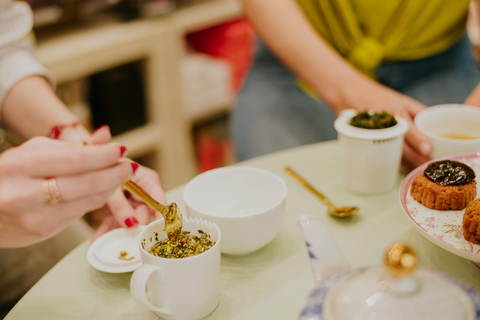 Altstadt von Korfu: Griechische Kräuterverkostung