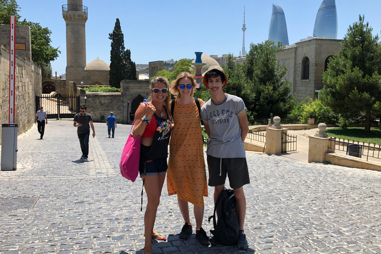 Halbtagestour durch die Stadt Baku SightseeingtourPrivate Halbtagestour durch die Stadt Baku Sightseeingtour