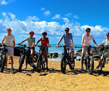 Autentico tour guidato in e-bike della costa nord-orientale