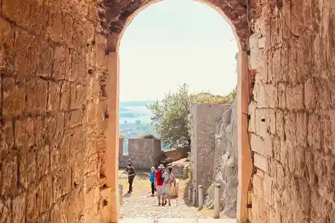 Split: Dalmatia for Nature Lovers Green Line Sightseeing Bus