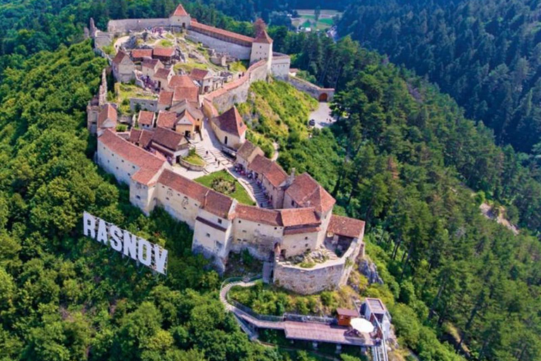 Zarnesti: 30-Minute Scenic Flight over Rasnov, Brasov & Bran