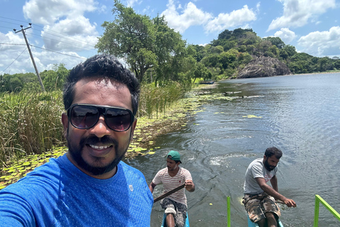 Vanuit Kandy: Sigiriya en Pidurangala Rots Tuk Tuk Safari