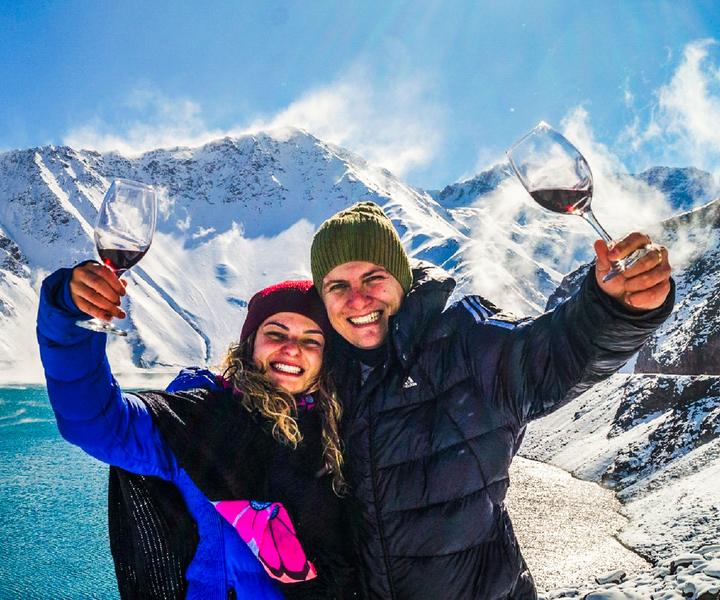 Santiago: Cajon del Maipo/Embalse del Yeso Tour with Picnic