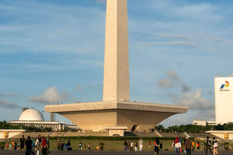 Jakarta: Private Walking Tour with a Local Jakarta: 4-Hour Private Walking Tour with a Local