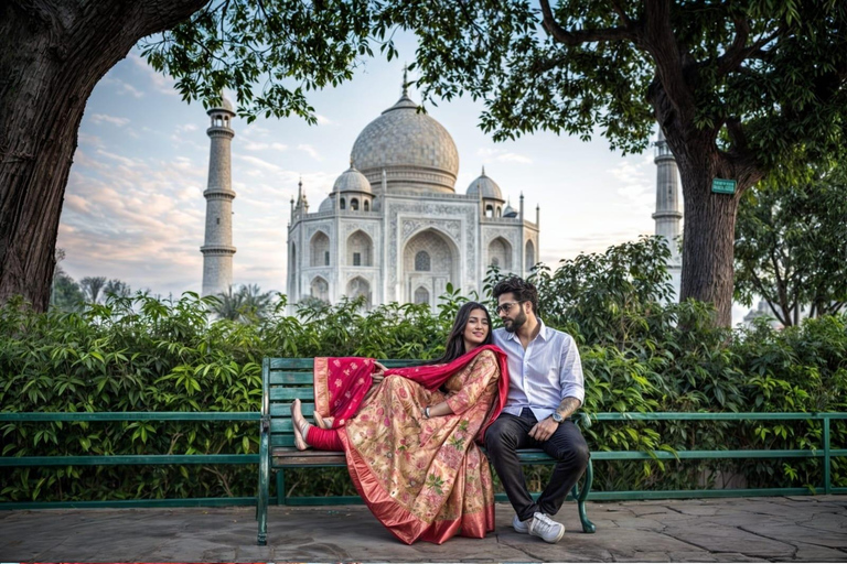 Taj Mahal with Mausoleum Skip The Line Ticket With Guide