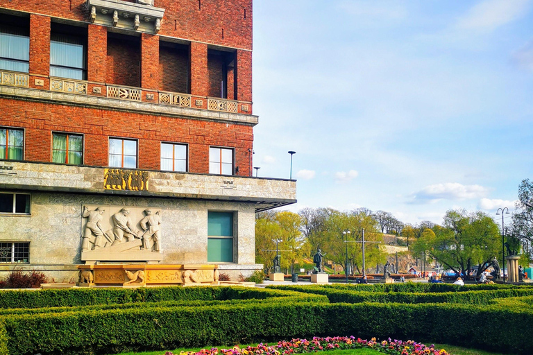 Oslo: Guided Walking Tour with Opera House & Library Oslo: Guided Walking Tour with Opera House & Library