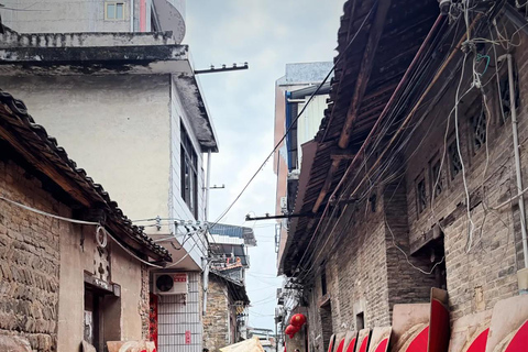 Yangshuo: Tea Picking & Chinese Fan Painting Experience English-Speaking Guide Included