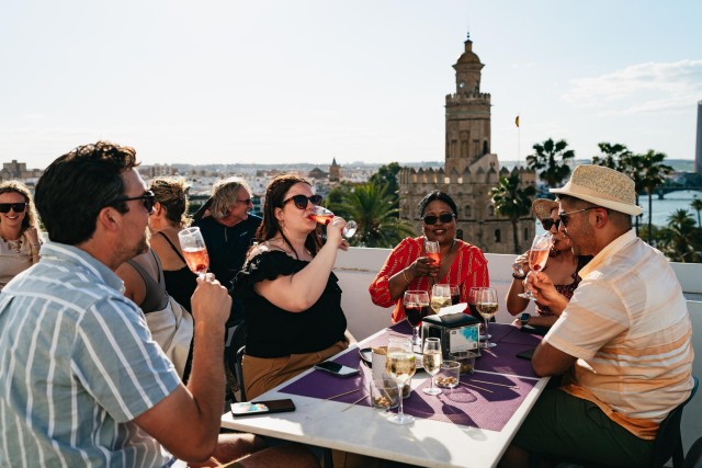 Visit Seville Sangria Tasting with Rooftop Views in Sevilla