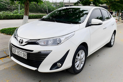 Private taxi: Hoi An to Phu Bai Airport (HUI)/Hue (1 way)Limousine (7 persons + 7 bags) - Luxury Van