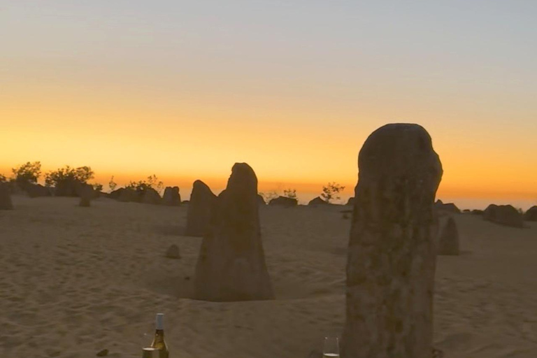 Pinnacles Sunset & Stargazing Private Tour with Lobster Meal