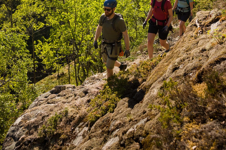 Geiranger : Descente en rappel avec vue épique