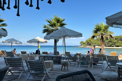 Visite privée du lagon bleu et des 3 îles en bateau à moteur