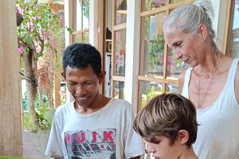 Bali : Cours de fabrication de bijoux à Canggu avec 7 grammes d'argent1:30 PM