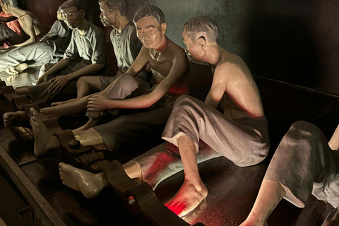 Tour zur Geschichte des Vietnamkriegs durch das Hoa Lo-Gefängnis und die Museen