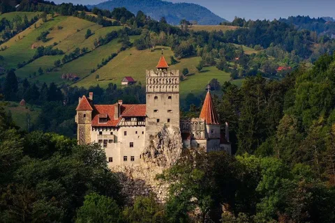 De Bucareste: Castelos e fortalezas da Romênia