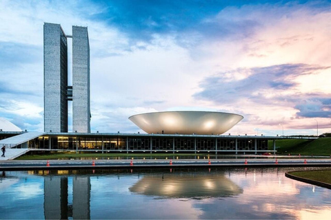 Brasilia : Visite privée sur mesure avec un guide localBrasilia : visite à pied personnalisée de 3 heures