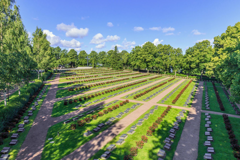 Helsinki WWII Walking Tour: Finland’s Fight for Survival