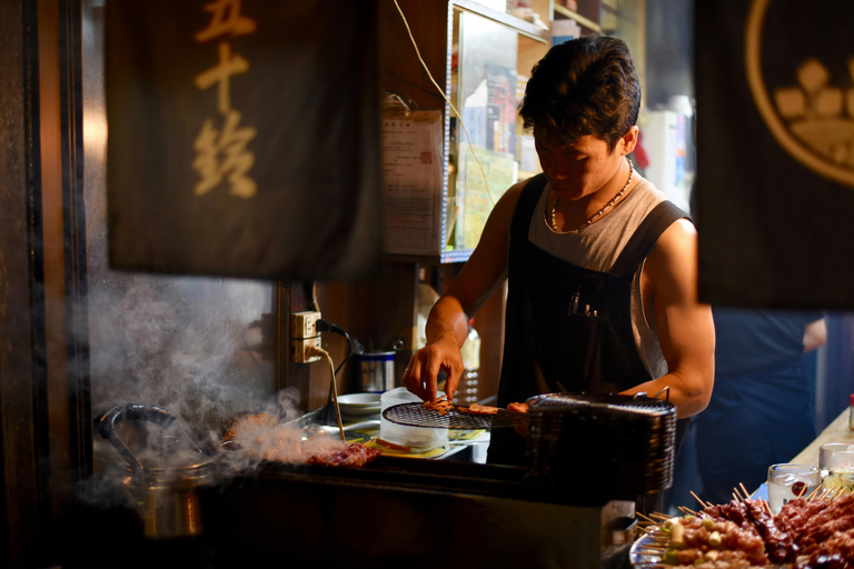 Tokyo: Nakano Local Bar Hopping Food Tour with Drinks