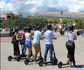 Electric Scooter Tour: Old Town Gdańsk - 1,5-Hour of Magic!