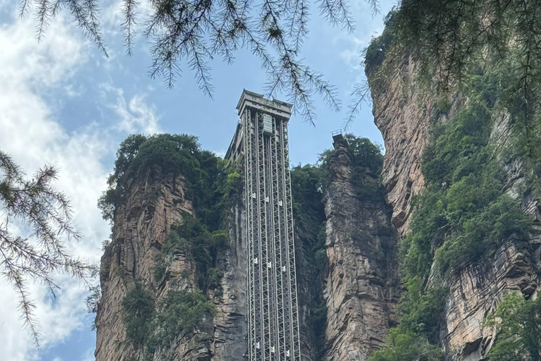 Zhangjiajie: 2-Day Tour with Glass Bridge & Tianmen Mountain 2-Days Panoramic Tour: Mt Avatar,Glass Bridge,Mt Tianmen