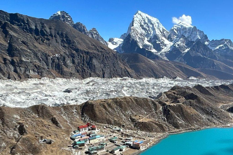 Kathmandu: Trekking di 15 giorni sull'Everest Gokyo Renjo La Pass